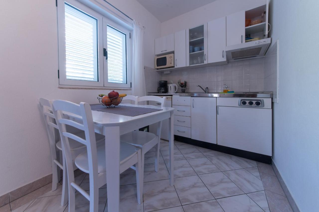 Apartments Niko Promajna Kültér fotó